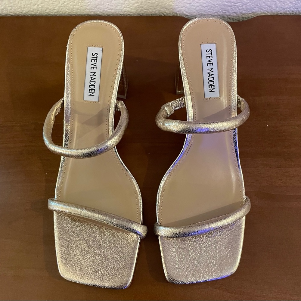 Steve Madden Women's Gold Metallic Block Heeled Strappy Sandal